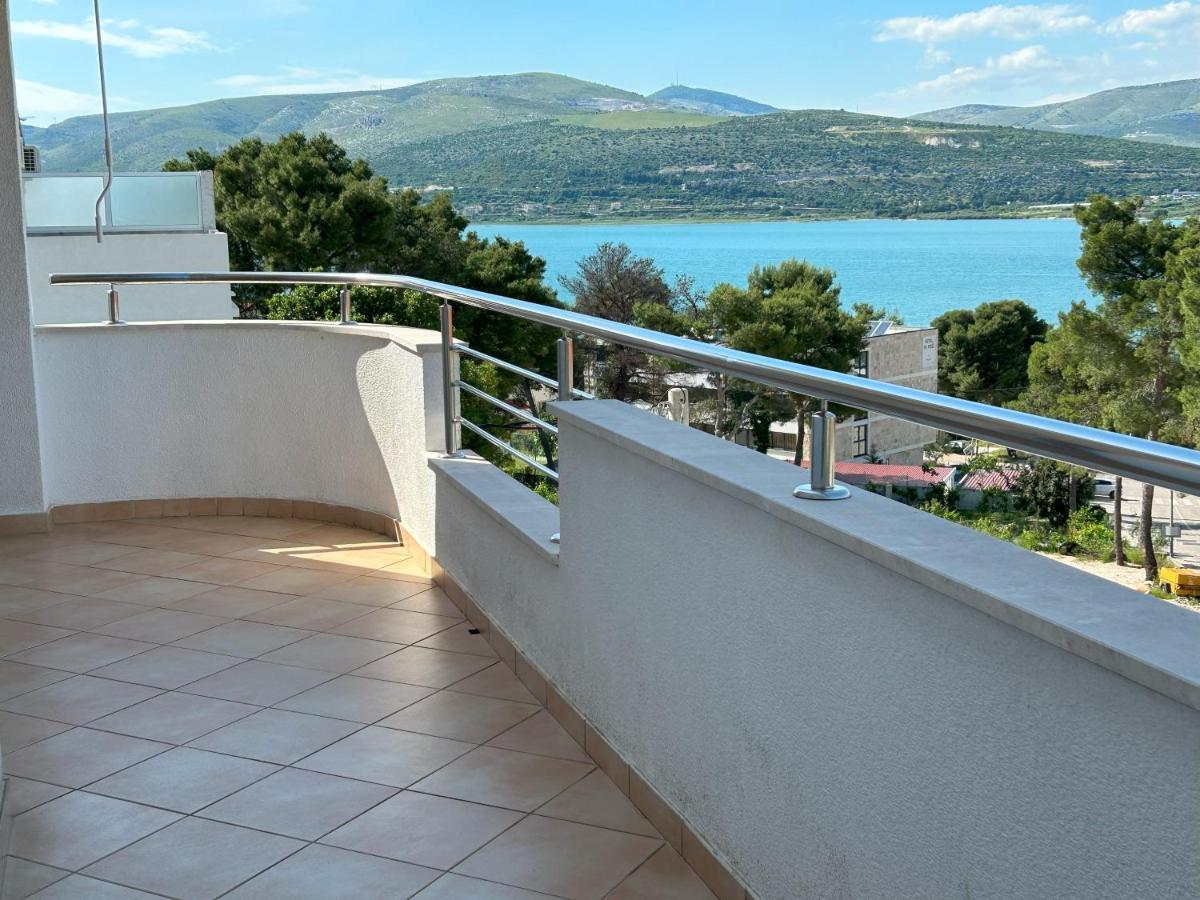 Apartments Antonella トロギール エクステリア 写真