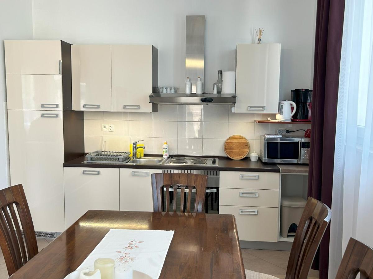 Apartments Antonella トロギール エクステリア 写真