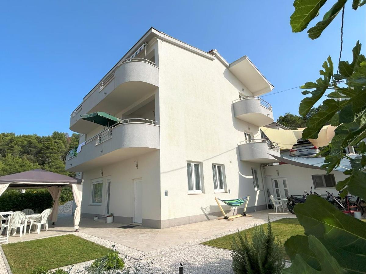 Apartments Antonella トロギール エクステリア 写真