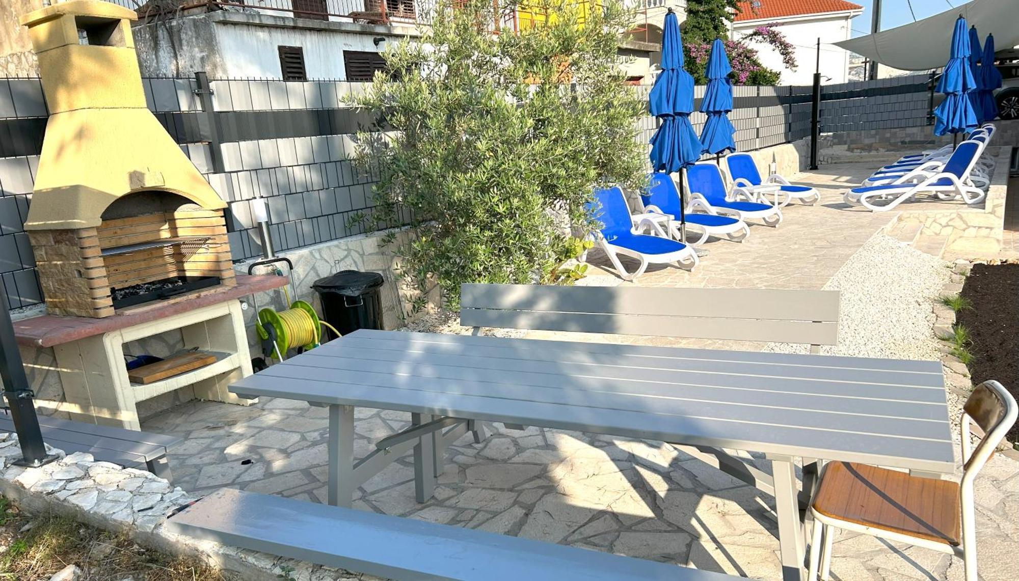 Apartments Antonella トロギール エクステリア 写真