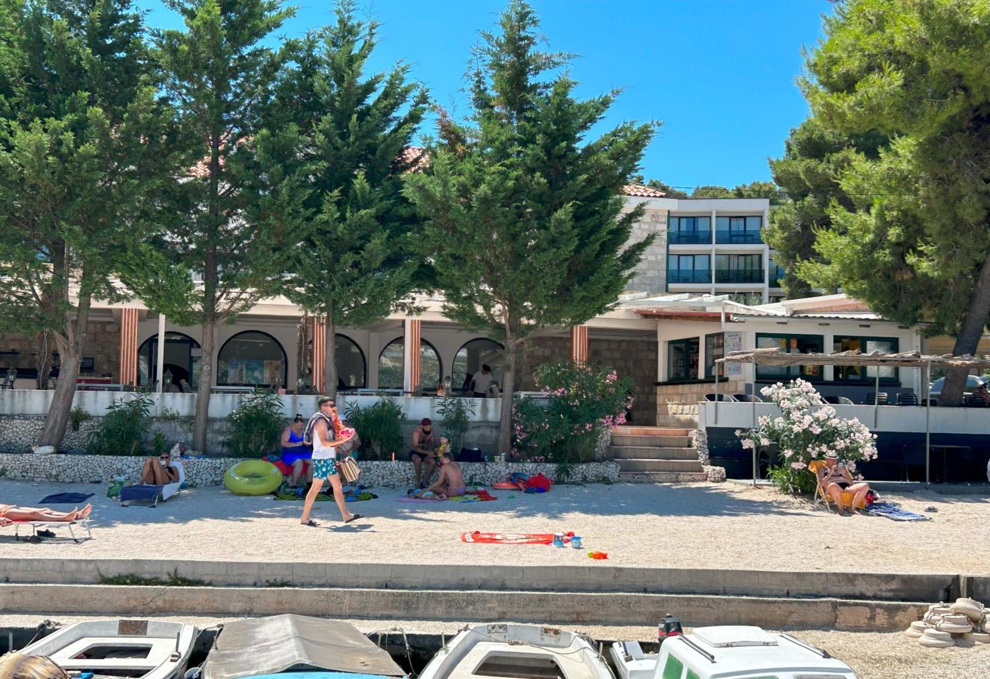 Apartments Antonella トロギール エクステリア 写真